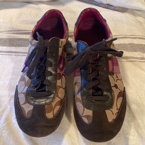 Coach logo Joss sneaker. Berry/brown.Size 6.5  Good condition.